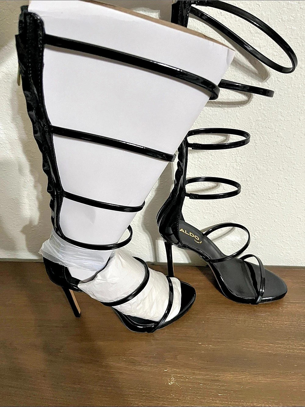 ALDO Amylynn Black Strappy Heels - Picture 2 of 11
